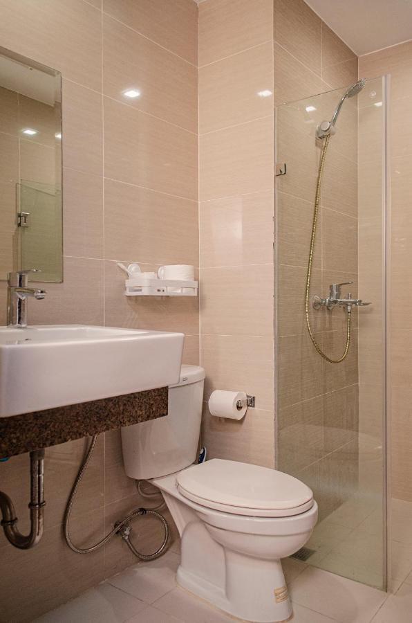 Cozy And Classy Studio Across Airport Terminal 3 帕赛 外观 照片