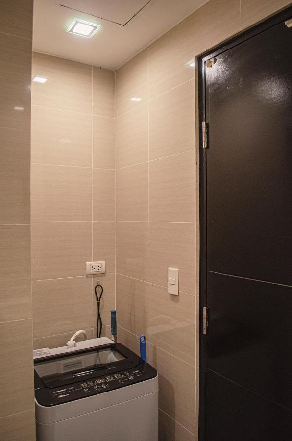 Cozy And Classy Studio Across Airport Terminal 3 帕赛 外观 照片
