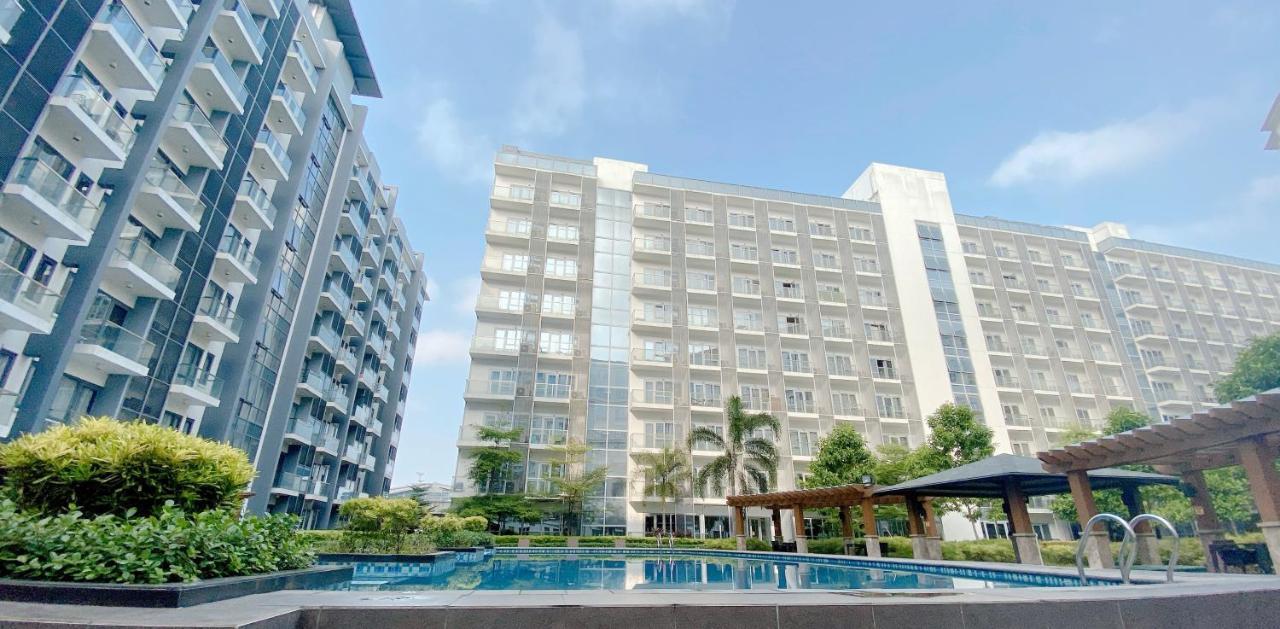 Cozy And Classy Studio Across Airport Terminal 3 帕赛 外观 照片